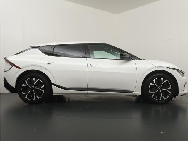 KIA EV6 GT-Line 77.4 kWh - Schuif/kantel dak - All-Season banden - MERIDIAN AUDIO - Warmtepomp - Stoelverkoeling - Stoelverwarming - Fabrieksgarantie tot 02-2031 of 150.000km