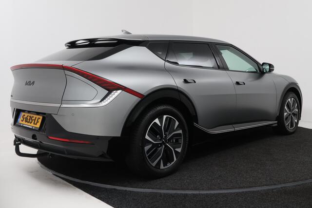 KIA EV6 Plus 77.4 kWh (TREKHAAK, STOEL-/STUURVERWARMING, STOELKOELING, MERDIAN SURROUND, 1e EIGENAAR, CAMERA)