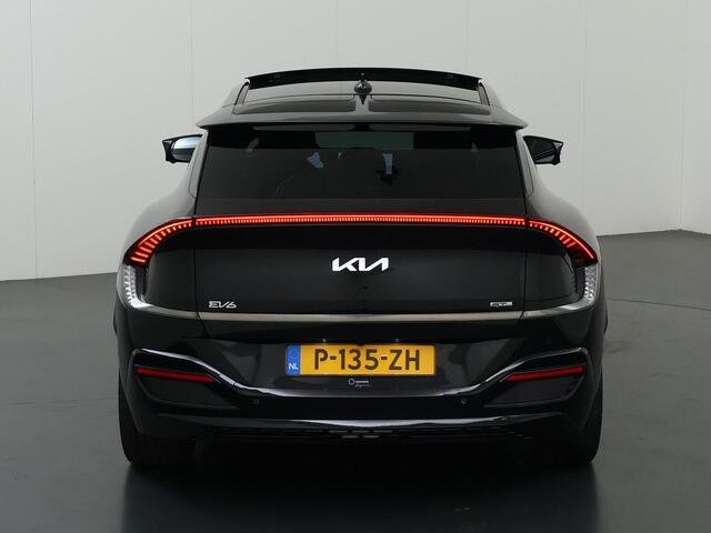 KIA EV6 GT-Line 77.4 kWh | Trekhaak | Panoramadak | Navigatie | Head Up | Parkeercamera | Stoelverwarming/verkoeling | Keyless Go |