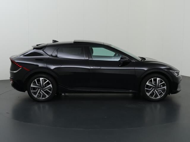 KIA EV6 GT-Line 77.4 kWh | Trekhaak | Panoramadak | Navigatie | Head Up | Parkeercamera | Stoelverwarming/verkoeling | Keyless Go |