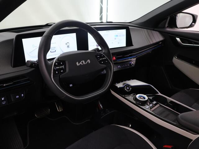 KIA EV6 GT-Line 77.4 kWh | Trekhaak | Panoramadak | Navigatie | Head Up | Parkeercamera | Stoelverwarming/verkoeling | Keyless Go |