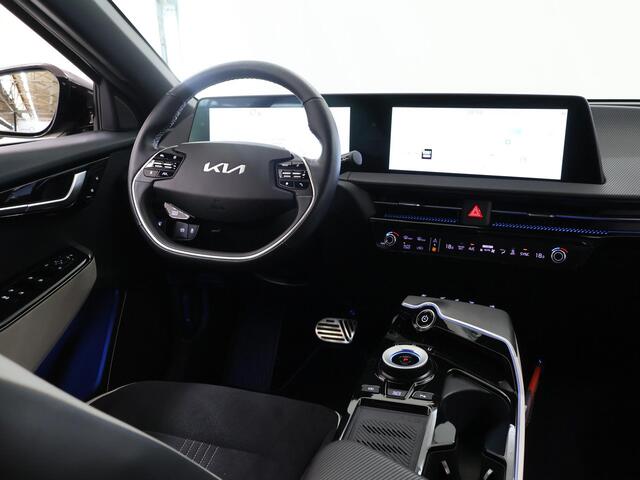 KIA EV6 GT-Line 77.4 kWh | Trekhaak | Panoramadak | Navigatie | Head Up | Parkeercamera | Stoelverwarming/verkoeling | Keyless Go |