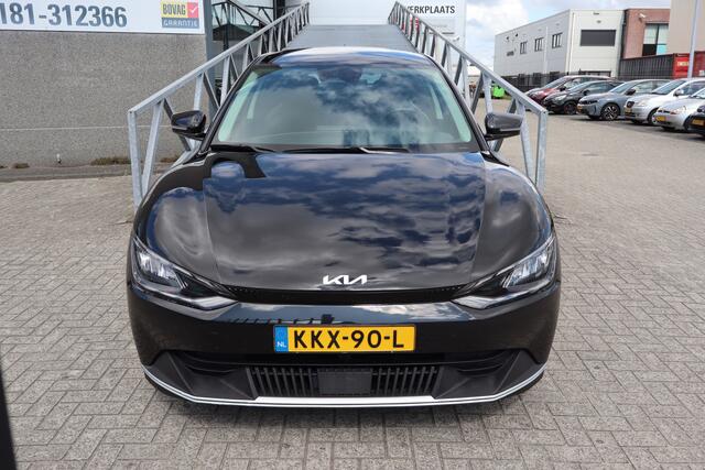 KIA EV6 77.4 kWh Apple carplay/Adaptieve cruise control/Lane assist/Achteruitrijcamera/Parkeersensoren/Keyless/Navigatie/Climate control/DAB