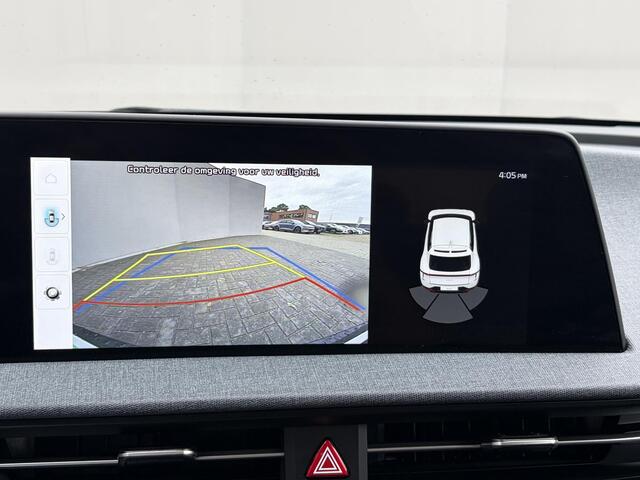 KIA EV6 Edition 77.4 kWh / SOH 100% / Fabrieksgarantie tot 18-06-2032 / 1.600 kg trekgewicht / Android Auto & Apple Carplay / Navigatie / Cruise Control Adaptief / Climate Control / DAB / Draadloze Telefoonlader / Camera / Parkeerassistent / 19" Lichtmetalen Wielen / Keyless entry & start /