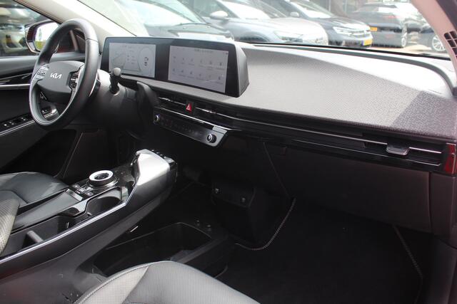 KIA EV6 Plus AWD 77.4 kWh / Trekhaak / Camera / V2L / Leder / CarPlay / 20'' / Keyless / Ventilatie+Verwarmd / Dodehoek / DAB / ACC / Warmtepomp