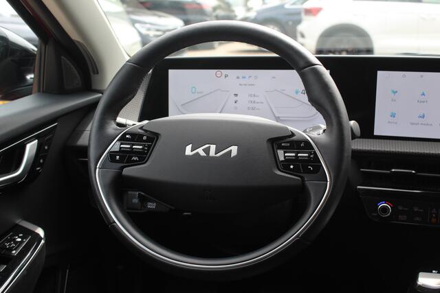 KIA EV6 Plus AWD 77.4 kWh / Trekhaak / Camera / V2L / Leder / CarPlay / 20'' / Keyless / Ventilatie+Verwarmd / Dodehoek / DAB / ACC / Warmtepomp