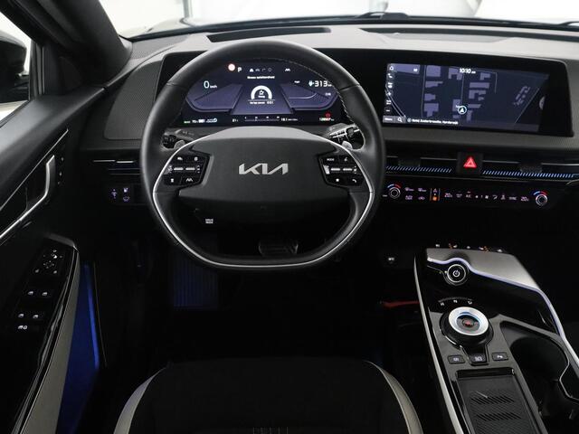 KIA EV6 GT-Line 77.4 kWh | SOH 95% | Trekhaak | Panoramadak | Head up | Adaptive cruise | 360 camera | Stoelventilatie | Stuur/stoel verwarming | Memory | Meridian Sound | Carplay |