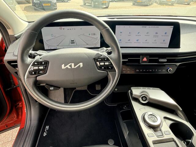 KIA EV6 77.4 kWh | Afn. Trekhaak | SOH 100% | Half Leder | Adapt. Cruise | Stoel- en stuurverwarming | Apple/Android