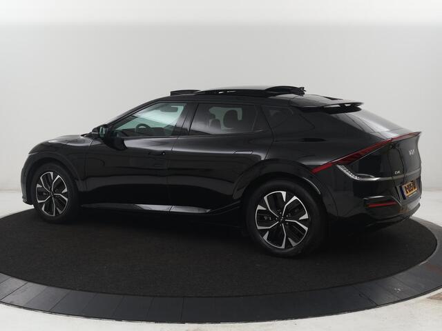 KIA EV6 GT-Line 77.4 kWh | SOH 93,5% | Panoramadak | Stuur en stoelverwarming | Stoelverkoeling | Adaptive cruise | Lane assist | Carplay | 360 camera | Park assist | Sfeerverlichting