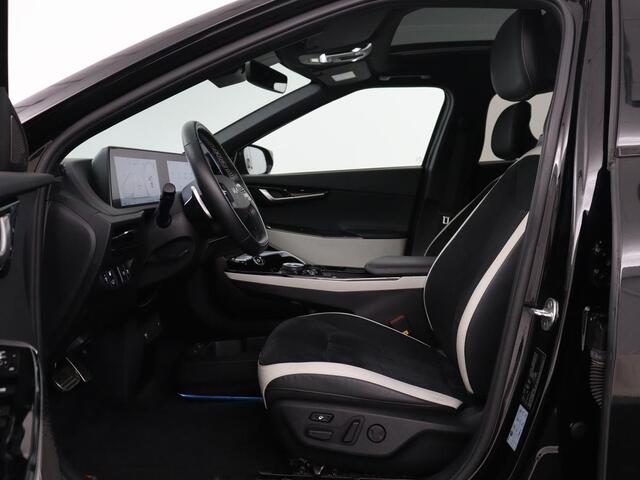 KIA EV6 GT-Line 77.4 kWh | SOH 93,5% | Panoramadak | Stuur en stoelverwarming | Stoelverkoeling | Adaptive cruise | Lane assist | Carplay | 360 camera | Park assist | Sfeerverlichting