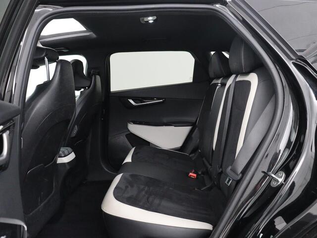 KIA EV6 GT-Line 77.4 kWh | SOH 93,5% | Panoramadak | Stuur en stoelverwarming | Stoelverkoeling | Adaptive cruise | Lane assist | Carplay | 360 camera | Park assist | Sfeerverlichting