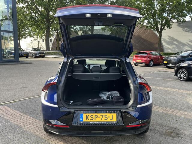 KIA EV6 Light 77.4 kWh SOH 100% | 3.000KM UNIEKE KM-STAND | KIA DEALER ONDERHOUDEN | 1E EIGENAAR | LEDEREN BEKLEDING | CAMERA | ADAPTIVE CRUISE | KIA GARANTIE TOT 10-2030 | BTW VERREKENBAAR