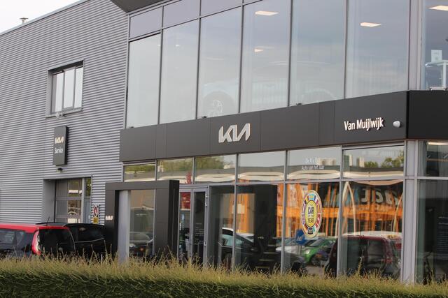 KIA EV6 Light Edition 63 kWh Nu €2.000,- voordeel! Nu tijdelijk extra scherp geprijsd! Incl. metallic lak ! Informeer naar de actievoorwaarden !