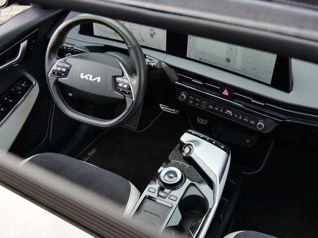 KIA EV6 77kWh GT-LINE/ SCHUIFDAK/ 360° CAMERA/ HEAD-UP/ TREKHAAK/ NL-AUTO 1STE EIGENAAR/ SOH 97%