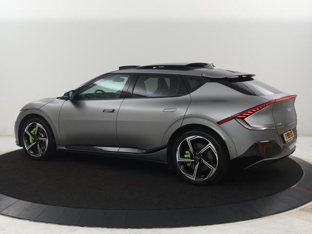 KIA EV6 GT AWD 77.4 kWh | SOH 98.1% | Panoramadak | Alcantara Seats | Head-up | Meridian Surround | Sfeerverlichting | Adaptive cruise | 360 camera | Stuur/stoel verwarming |