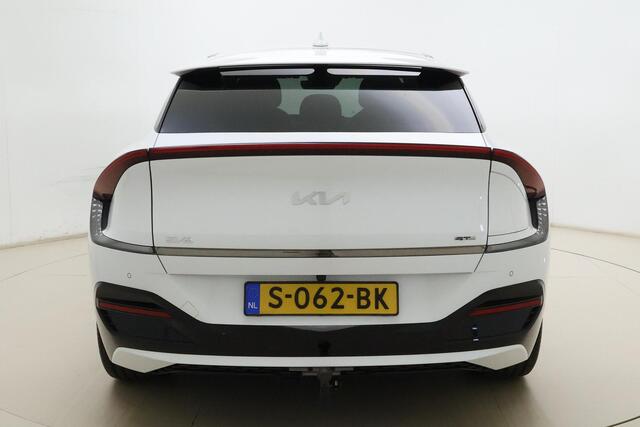 KIA EV6 GT-Line 77.4 kWh | Glazen schuifdak | Trekhaak | Stoel & Stuurverwarming | Electrische achterklep | Keyless | Rondomzicht camera
