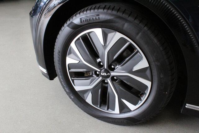 KIA EV6 Plus 77.4 kWh | AFN-TRHAAK | DAB | STOEL+STUUR/VERW | NAVI | 19'LMV | CAMERA | KEYLESS | – foto 4