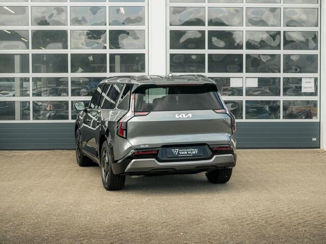 KIA EV9 Plus AWD 99.8 kWh | Uit voorraad leverbaar | Navi | Camera | Clima | 7-Zits