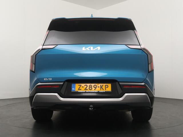 KIA EV9 Launch Edition 99.8 kWh - Trekhaak - Adaptief Cruise Control - LED Verlichting - 7 Zitplaatsen - Massage stoelen - Fabrieksgarantie tot en met 29-05-2031