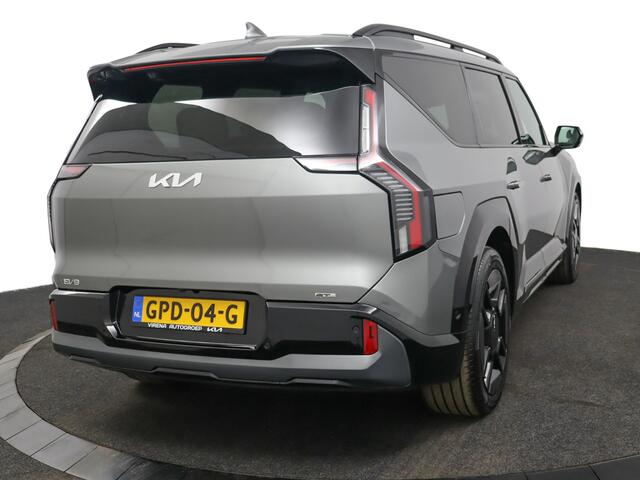 KIA EV9 GT-Line AWD 99.8 kWh - SOH 98,9% Apple Carplay/Android Auto - Cruise Control - Dodehoekdetectie - Elektrische Glazen Schuif-/Kanteldak - Navigatie - Stoel/Stuur Verwarming - Fabrieksgarantie tot 10-2031