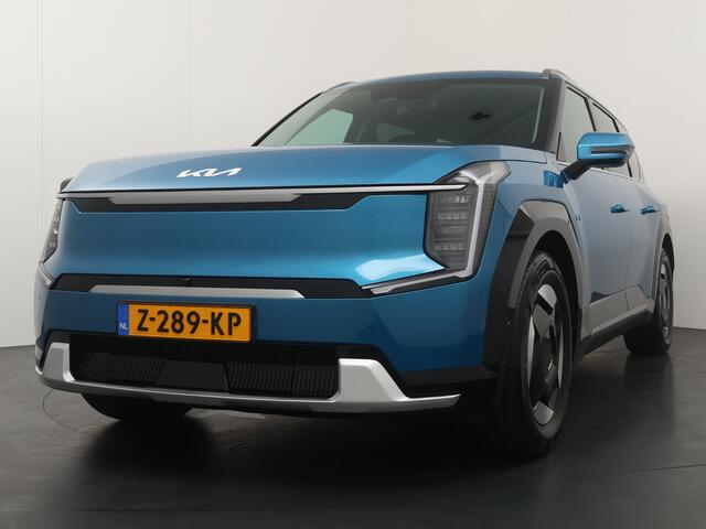 KIA EV9 Launch Edition 99.8 kWh - SOH 98,8% - Trekhaak - Adaptief Cruise Control - LED Verlichting - 7 Zitplaatsen - Massage stoelen - Fabrieksgarantie tot en met 29-05-2031