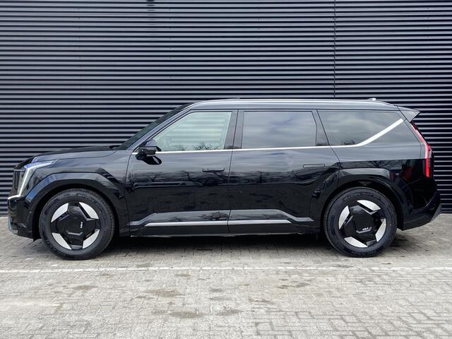 KIA EV9 Plus RWD 99.8 kWh Kia EV9 Plus AWD 99.8 kWh Elektrisch wegklapbare trekhaak | DEMO | 7 Persoons | 360 Camera | Stoel Massage | Schuif/kantel dak |