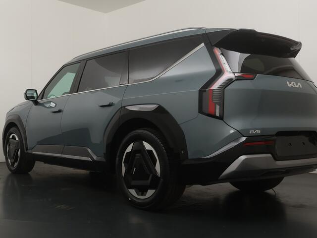 KIA EV9 Plus Advanced AWD 99.8 kWh - Prijs incl. inruilpremie - 7 Persoons - Schuif-/kanteldak - Stoel-/stuurverwarming - Navigatie - Fabrieksgarantie tot 08-2033