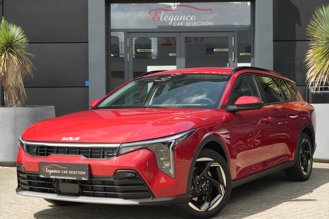 KIA K K4 Sportswagon 1.6 T-GDi MHEV GT-Line Launch Edition | 150PK | Navi | Stoelverwarming | Camera | ACC | Kia K4 Sportswagon GT-Line 150 PK Mild Hybrid met 1.6 viercilinder, navigatie, stoelverwarming, achteruitrijcamera, adaptieve cruise control, keyless entry, Apple CarPlay/Android Auto, draadl