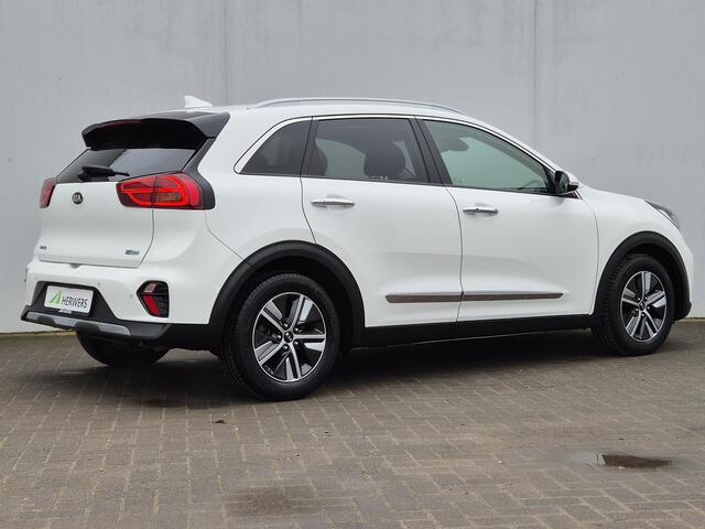 KIA Niro 1.6 GDi Plug-in ExecutiveLine Automaat / Glazen schuif- en kanteldak / Adaptief cruise control / Leder / Dealer onderhouden / Keyless Start/Entry / Apple Carplay Android Auto / JBL Audio /