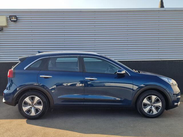 KIA Niro 1.6 GDi Hybrid DynamicLine Trekhaak, Navigatie, 1e eign. Dealeronderhouden, Acheruitrijcamera, Cruise control, Climate control