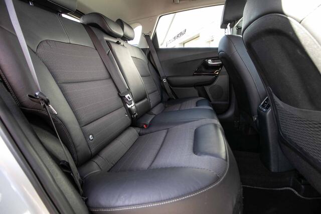 KIA Niro 1.6 GDi Hybrid Edition All-in rijklaarprijs | Schuif/kantel | Trekhaak | All-Seasons | Stoel+stuurverw.