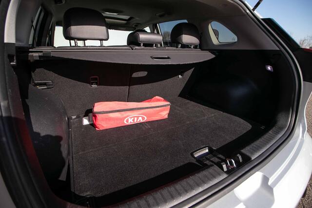 KIA Niro 1.6 GDi Hybrid Edition All-in rijklaarprijs | Schuif/kantel | Trekhaak | All-Seasons | Stoel+stuurverw.