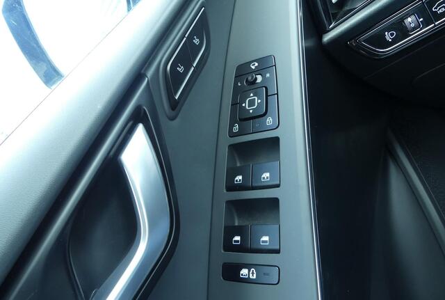 KIA Niro 1.6 GDi PHEV ExecutiveLine ADAPTIEVE CRUISE, CLIMA, HUD, STOELVERWARMING V&A, STOELVENTILATIE, 33.359KM