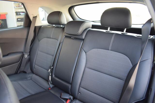 KIA Niro 1.6 GDi Hybrid DynamicLine | Trekhaak | Apple CarPlay | Half Leer | Camera