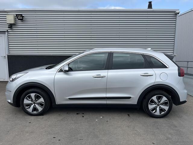 KIA Niro 1.6 GDi Hybrid DynamicLine Volledig dealeronderhouden, Navigatie, Achteruitrijcamera, Climate control, Cruise control
