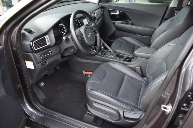 KIA Niro 1.6i-16V Hybrid BusinessLine DCT6/Autom. Cruise Control Adaptief | Navigatie | Camera | Leder | Stoelverwarming | Trekhaak | Tot 10Jr. Kia-Garantie |