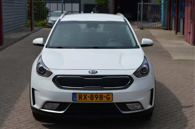 KIA Niro 1.6 GDi Hybrid 141 PK DCT6 DynamicLine O.a: Navi, Clima, Camera, PDC, Carplay, Rijklaar, Etc. All-in prijs!