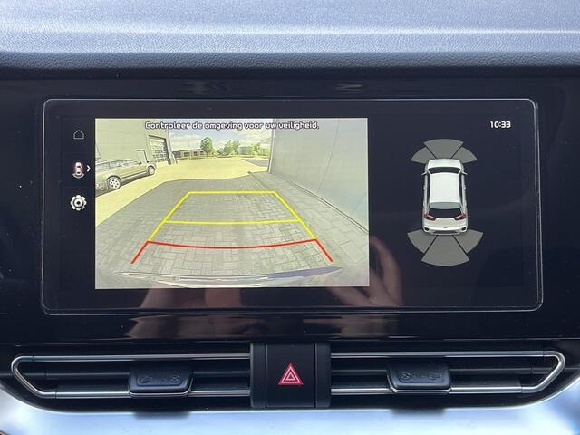 KIA Niro 1.6 GDi Hybrid ExecutiveLine Automaat / 100% Dealeronderhouden / Glazen Schuif- en Kanteldak / Achteruitrijcamera / Stuur- en Stoelverwarming voor en achter / Stoelverkoeling / Apple Carplay & Android Auto / Keyless Entry & Start / Adaptieve Cruise Contro