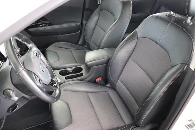 KIA Niro 1.6 GDi Hybrid DynamicLine automaat. Navigatie, dealeronderhouden, Nederlandse auto