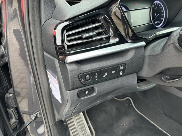 KIA Niro 1.6 GDi Hybrid DynamicPlusLine TREKHAAK / LEDER / STOELVERW / STUURVERW / FULL LED / CAMERA / PDC / BLUETOOTH / ACC / NL-AUTO