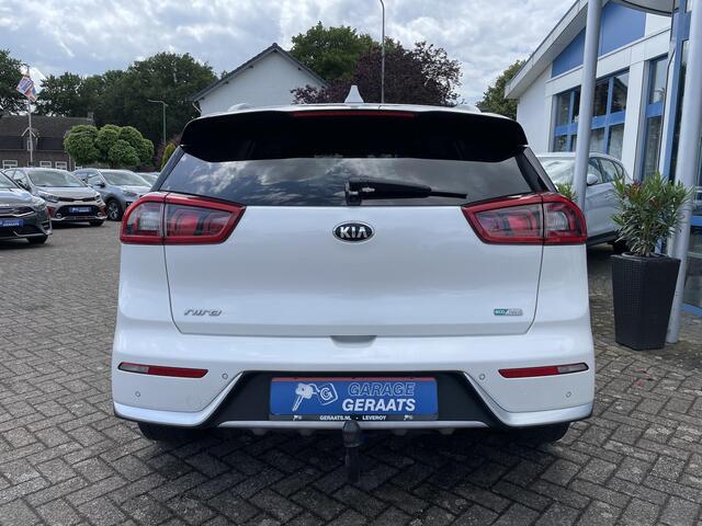 KIA Niro 1.6 GDi Hybrid ExecutiveLine | Lederen bekleding, Elektrische best. stoel met geheugen, Stoel ventilatie en verwarming, Navigatie, Trekhaak, Dodehoek sensoren