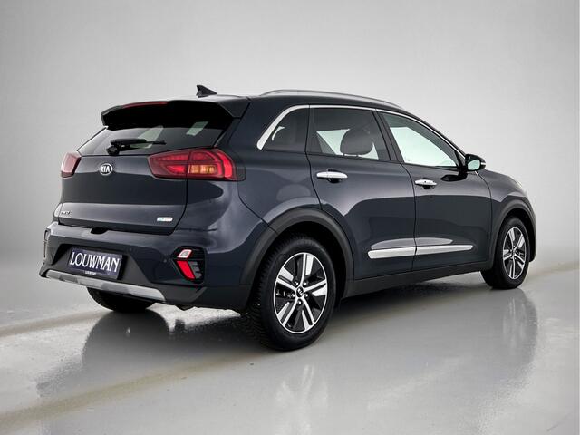 KIA Niro 1.6 GDi Hybrid ExecutiveLine Limited Op afspraak beschikbaar, interesse in deze mooie auto? Neem vooraf contact op met Kia Breda!