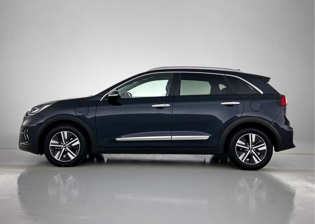 KIA Niro 1.6 GDi Hybrid ExecutiveLine Limited Op afspraak beschikbaar, interesse in deze mooie auto? Neem vooraf contact op met Kia Breda!