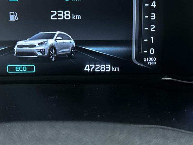 KIA Niro 1.6 GDi Hybrid ExecutiveLine Limited Op afspraak beschikbaar, interesse in deze mooie auto? Neem vooraf contact op met Kia Breda!