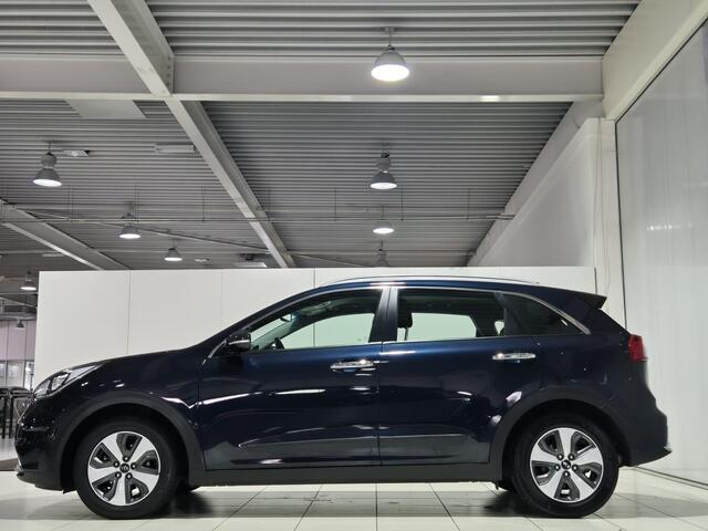 KIA Niro 1.6 GDi Hybrid DynamicLine , Navigatie, achteruitrijcamera, cruise control.