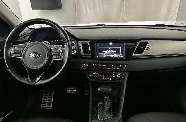 KIA Niro 1.6 GDi PHEV ExecutiveLine | Schuifdak, Stoelventilatie, Dodehoekdetectie, Elektr. stoelen, Leer, Adapt. Cruise Control, Parkeersensoren V+A & Camera, zeer luxe!