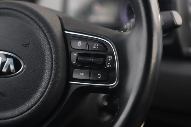 KIA Niro 1.6 GDi Hybrid DynamicLine 140PK Automaat Half Leder Navigatie Achteruitrijcamera Clima Cruise Getint Glas