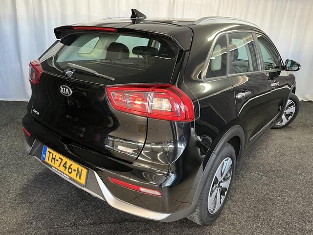 KIA Niro 1.6 GDi Hybrid DynamicLine ECC/CAMERA/APPLE/CRUISE