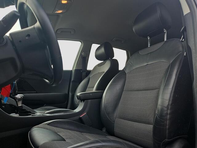KIA Niro 1.6 GDi Hybrid First Edition | Leder | Cruise | Navi | Privacy Glass | Camera | Lan Assist |