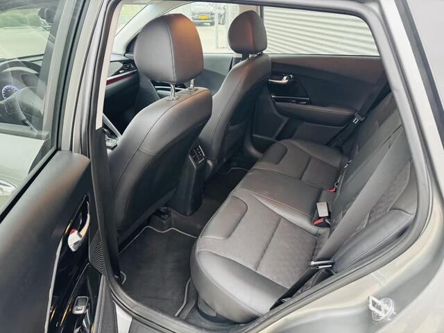 KIA Niro 1.6 GDi Hybrid DynamicPlusLine Trekhaak | Keyless | Stoel& Stuurverw. | Privacyglass